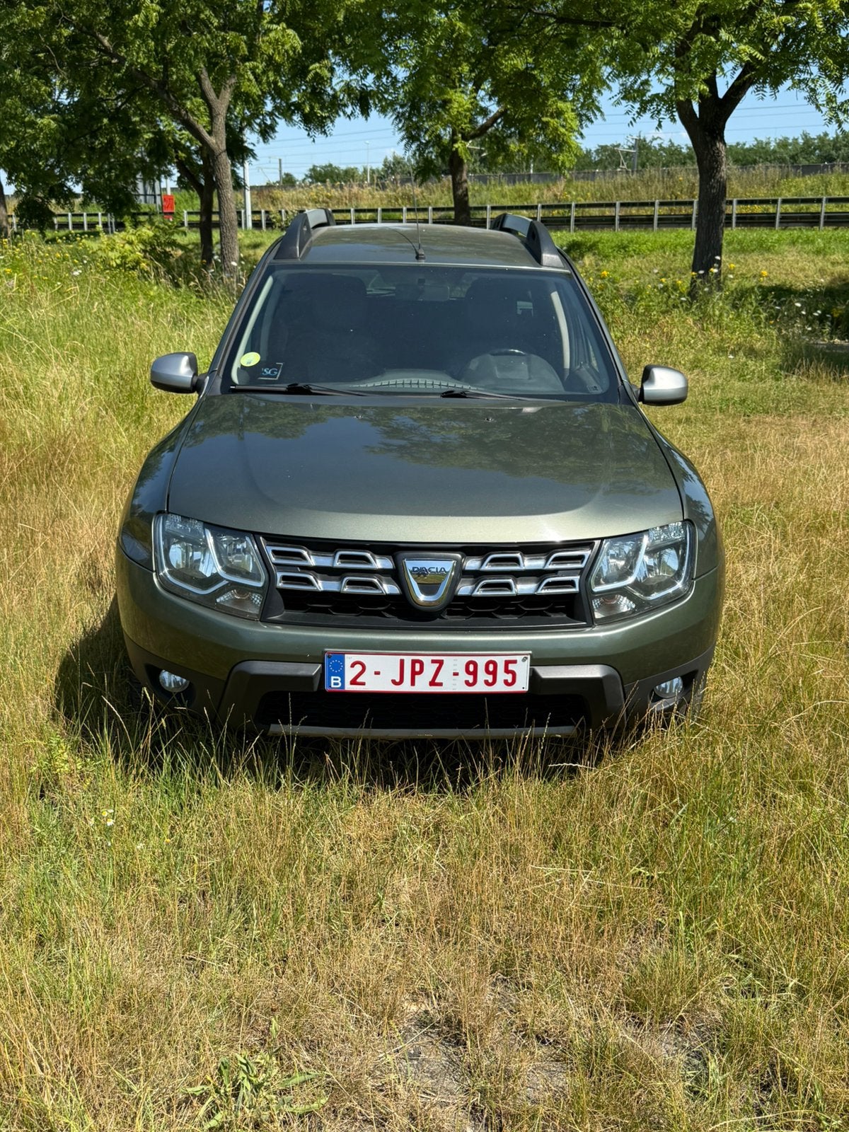 Dacia duster, Auto's, Dacia, Particulier, Duster, Diesel, Euro 5, SUV of Terreinwagen, 5 deurs, Handgeschakeld, Groen, Zwart, Kunstmatig leder