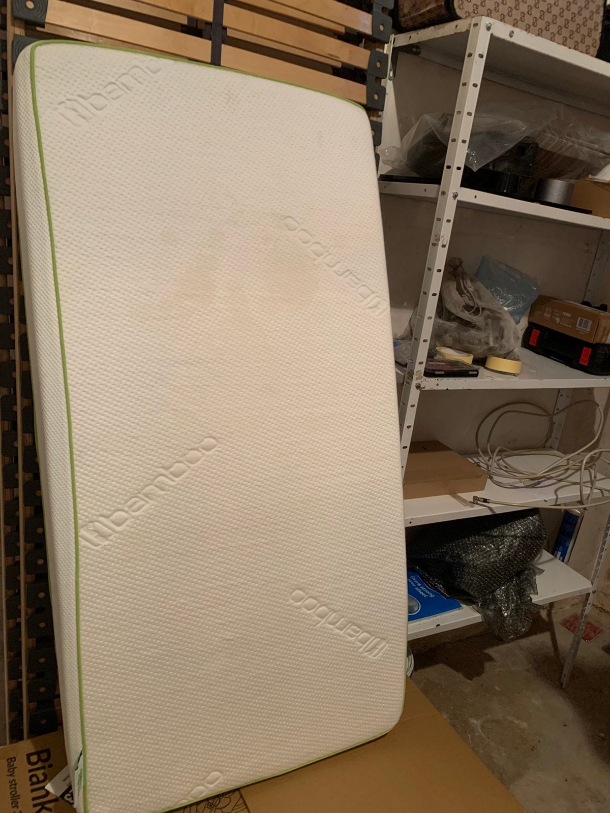 Matelas a donner, Enlèvement, Comme neuf