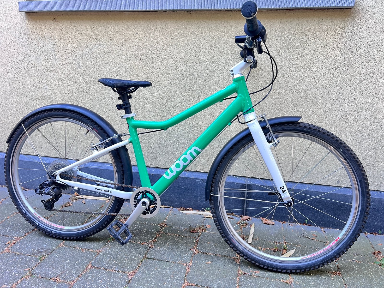 WOOM 5 VELO ENFANT 24 POUCES - TBE, Vélos & Vélomoteurs, Enlèvement, Comme neuf