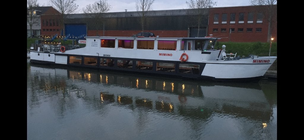 Bateau passagers, 4 cm, Diesel, 30 m, Moteur in-bord