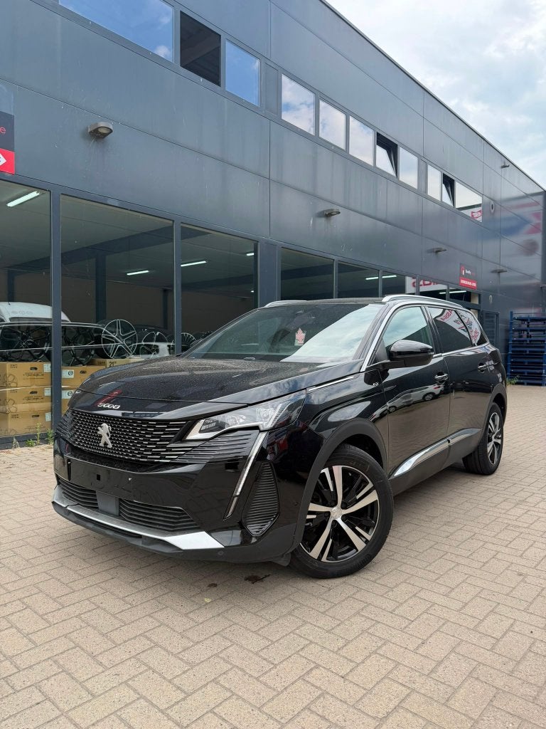 PEUGEOT 5008, Autos, Peugeot, Particulier, Essence, Boîte manuelle, Noir, Noir, Cuir et Alcantara