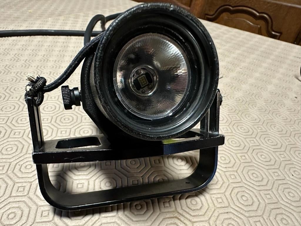 Lampe de plongée LIGHTMONKEY, Sports nautiques & Bateaux, Plongée, Enlèvement, Utilisé, Lampe de plongée