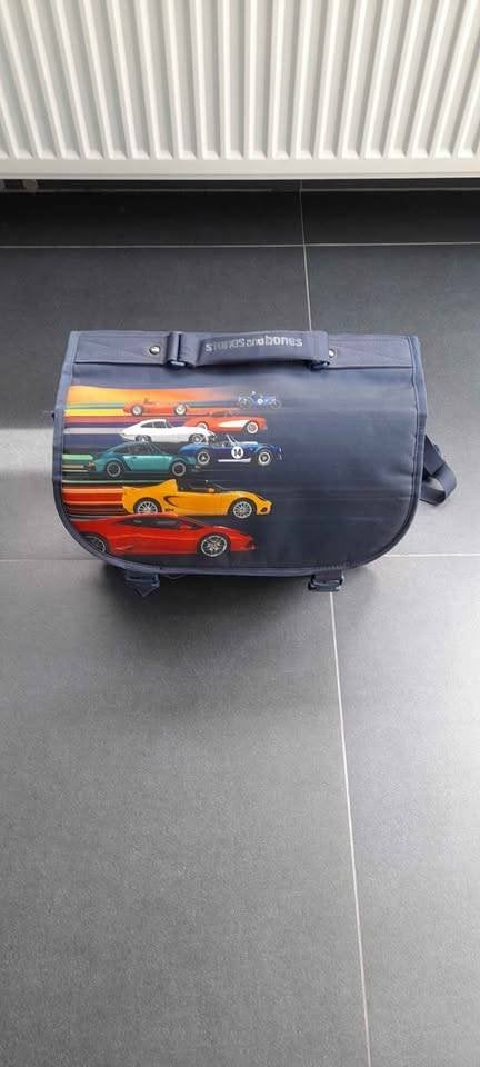 Boekentas Stones and Bones, Handtassen en Accessoires, Tassen | Schooltassen, Ophalen, 30 tot 40 cm, Blauw, Aktetas of Boekentas