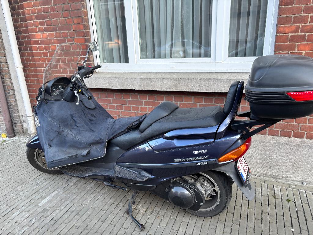 Vends Suzuki burgman 400, Motoren, Motoren | Suzuki, 400 cc, Scooter, Occasion, Particulier