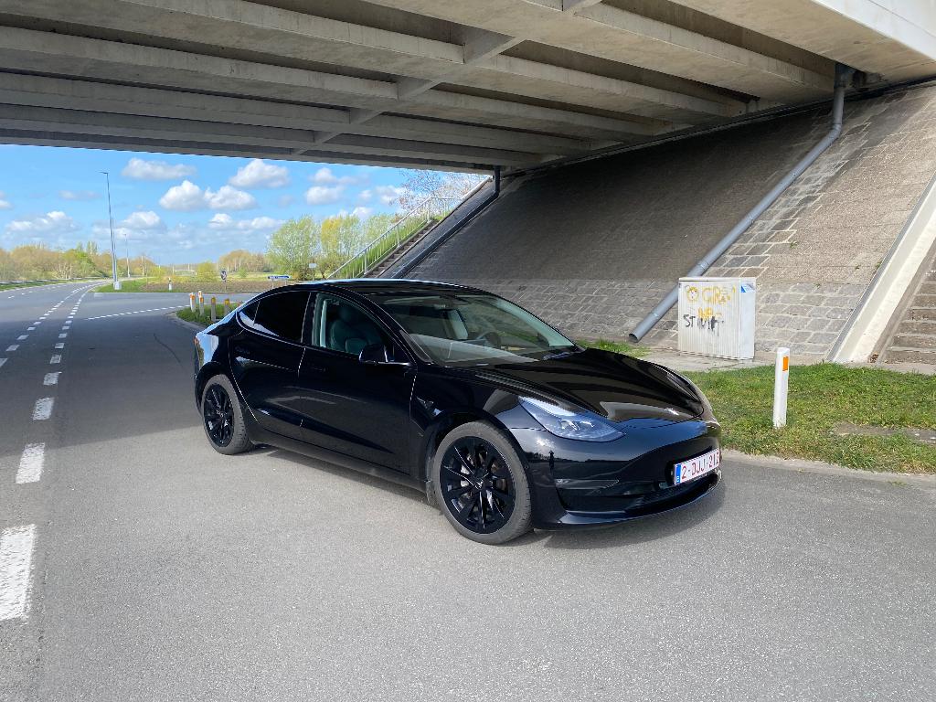 Tesla Model 3 Long Range AWD (78 kWh) 480 Pk-  2022 € 25999, Auto's, Automaat, Zwart, Zwart, Elektrisch