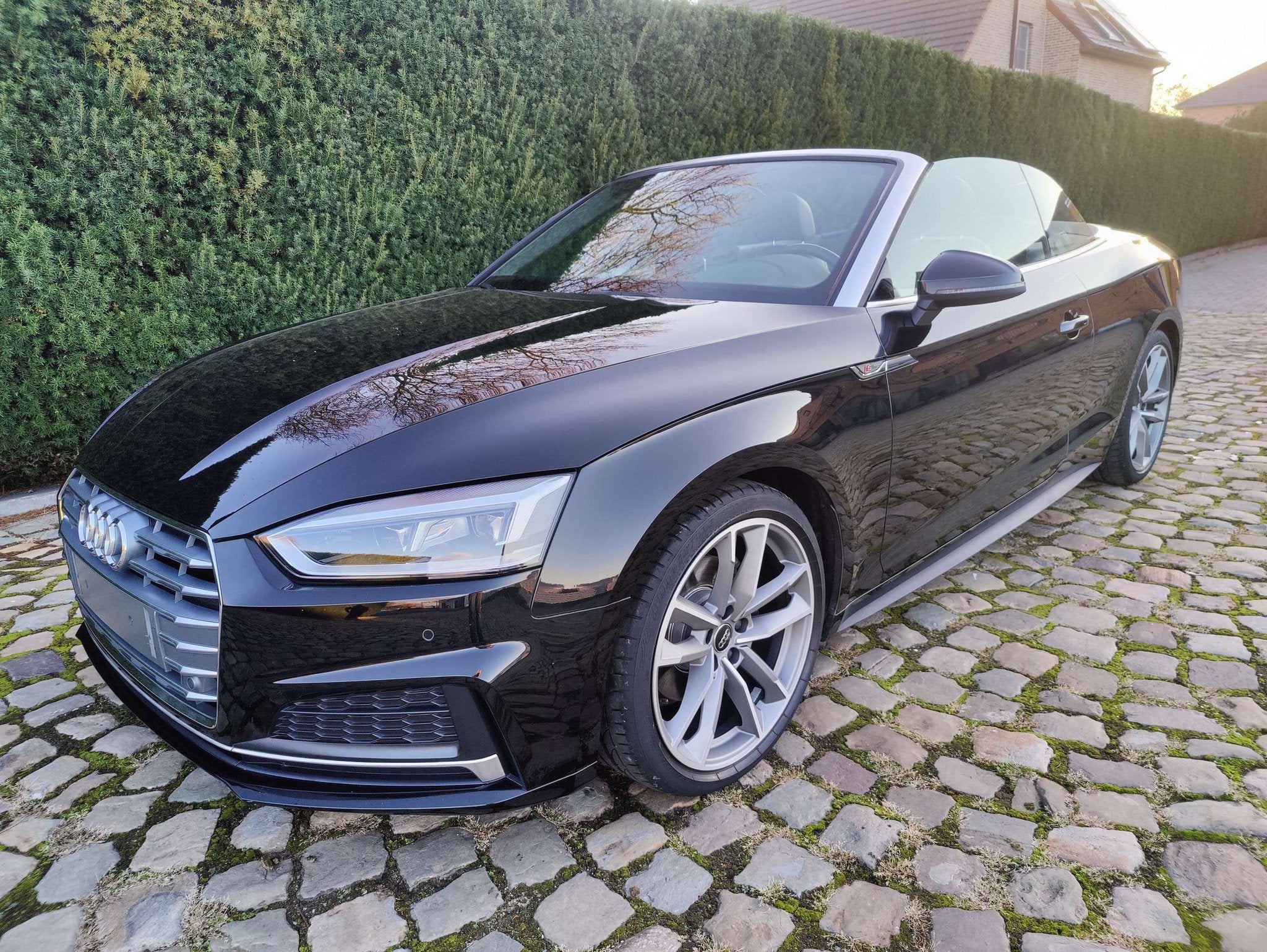 Audi A5 A5 Cabrio 40 TFSI S tronic S-line (bj 2019), Auto's, 4 zetels, 4 cilinders, Zwart, Bedrijf