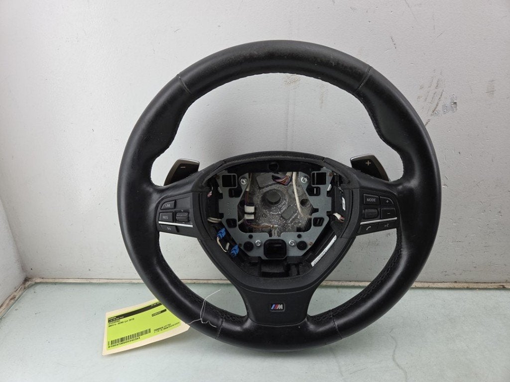 VOLANT DIRECTION BMW 5 serie Touring (F11) (|32337844103|), Utilisé, BMW, Petuelring 130
80809  München, DE, Bayerische Motoren Werke AG