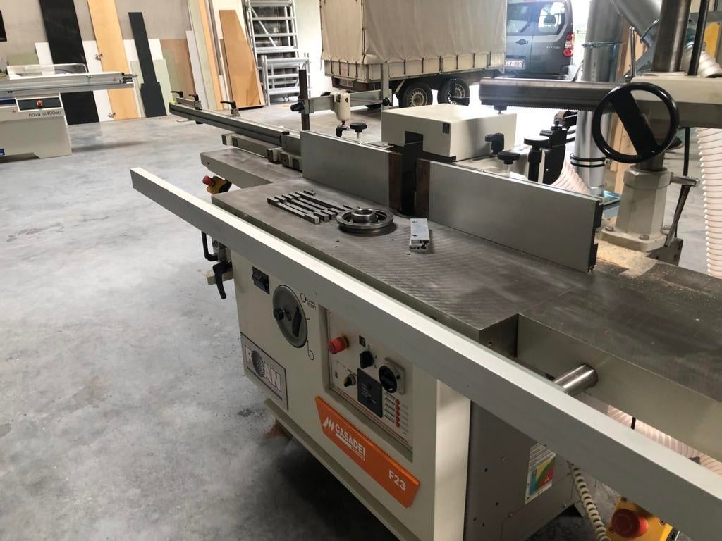 SCM Casadei F23 toupie / freesmachine, Ophalen