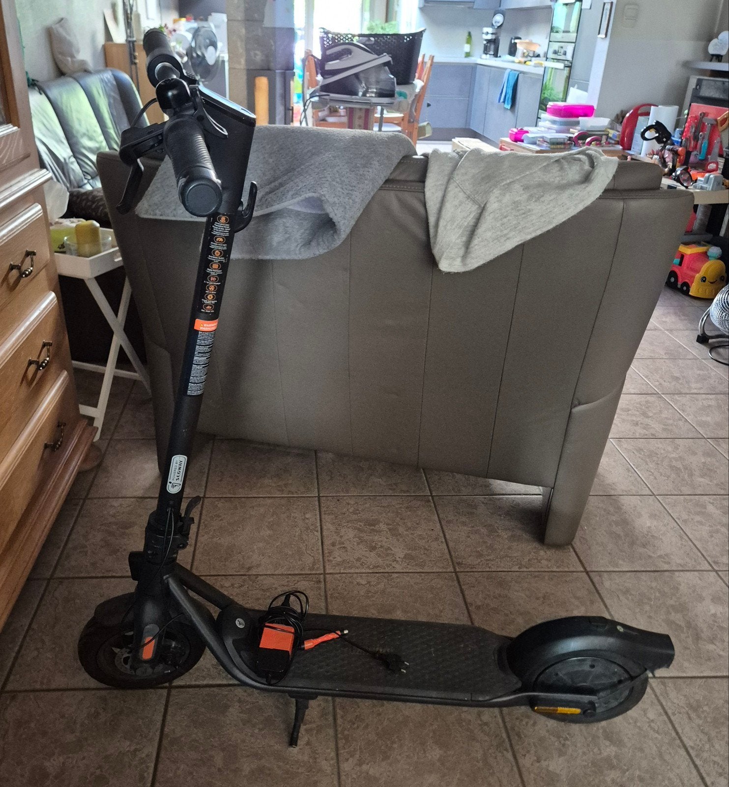 Elektrische step !!ENKEL VOOR ONDERDELEN!!, Ophalen, Gebruikt, Elektrische step (E-scooter), Ninebot