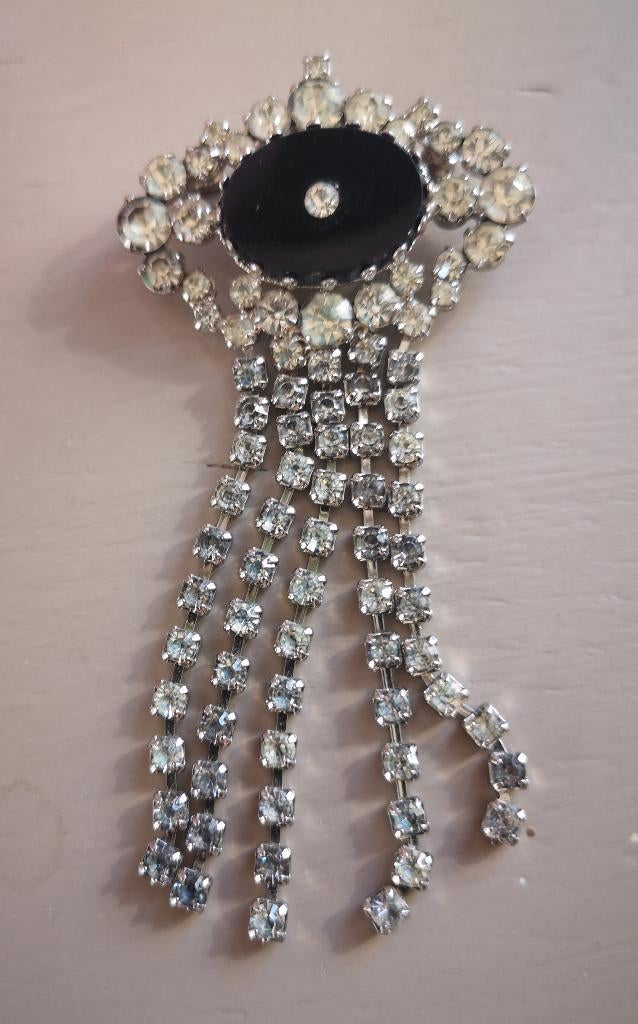 Broche vintage 8 cm x 4 cm, Enlèvement ou Envoi