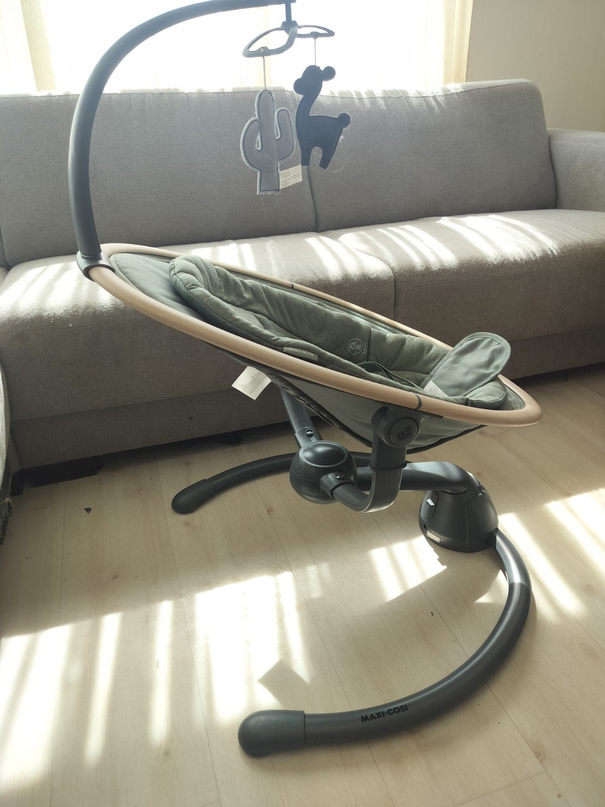 Maxi-Cosi Cassia babyschommel – nieuwstaat

Maxi-Cosi Cass, Kinderen en Baby's, Wipstoeltjes, Schommelstoel, Ophalen, Overige merken