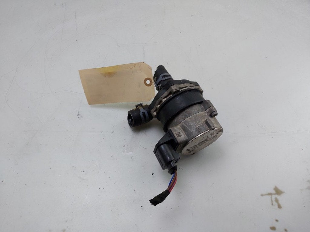 EXTRA EAU POMPE Audi Q8 E-tron (GEG) (|4KE965567B|), Autos : Pièces & Accessoires, Climatisation & Chauffage, Audi, Utilisé