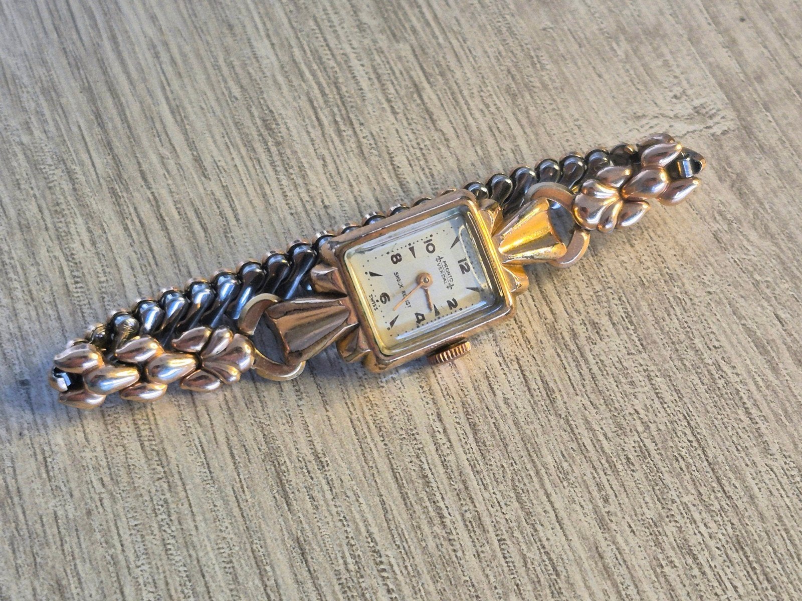 Montre Vintage PRONTO VERDAL Art Déco - Pour Pièces/Réparer, Bijoux, Sacs & Beauté, Montre-bracelet, Autres marques, Enlèvement ou Envoi