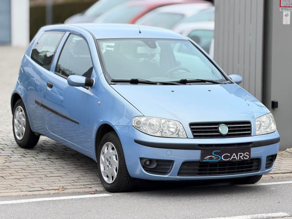 Fiat punto 1.2i ** Automaat ** 109.000 km ** Gekeurd **, Auto's, Bedrijf, 5 zetels, 44 kW, Punto