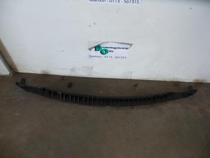 Bumperframe achter van een Volkswagen Touareg (Touareg 02-), Gebruikt, -, -, Ophalen of Verzenden