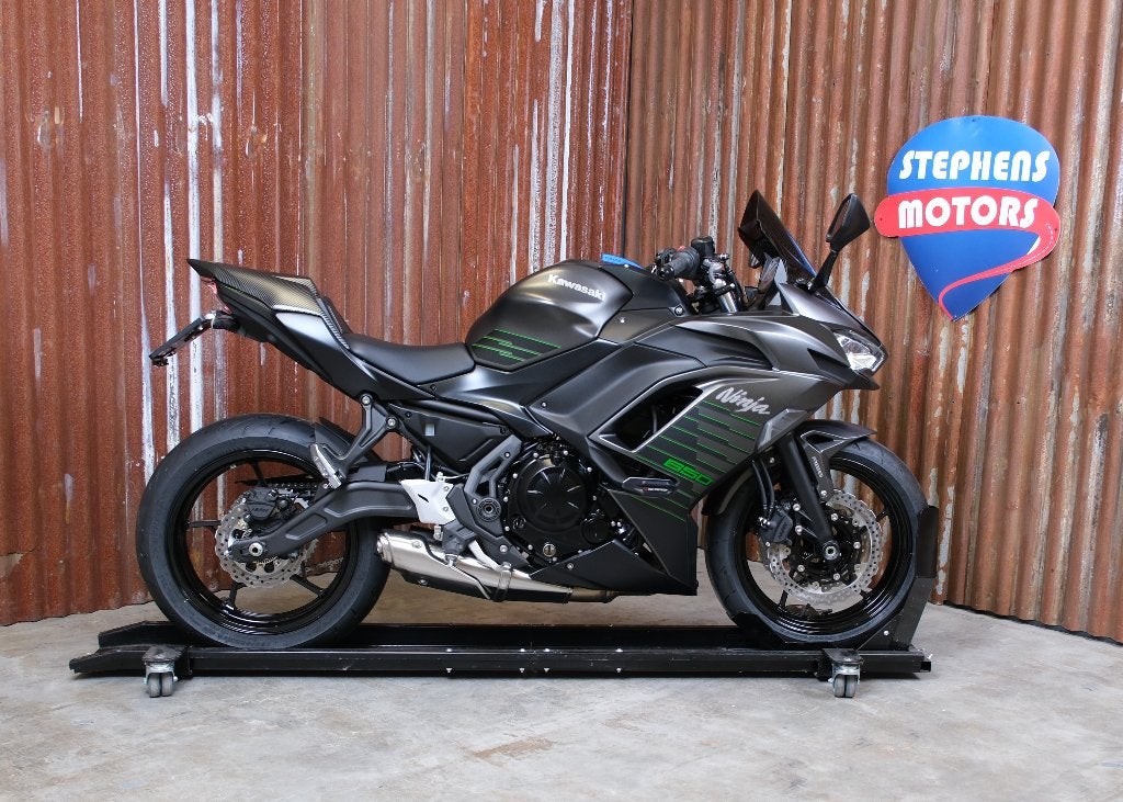 Kawasaki Ninja 650 Sport 35/50 kW, Entreprise, ABS, 2 cylindres, Permis Moto A2 minimum