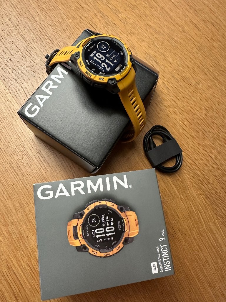 Garmin Instinct 3 Solar 45 mm – sunburst – zeer goede staat, Ophalen, Garmin instinct 3, Stappen, Geel