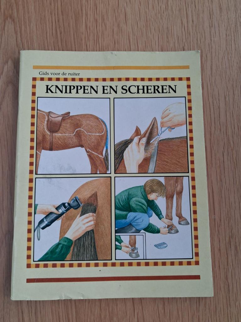 V. Watson - Knippen en scheren, Ophalen of Verzenden, V. Watson