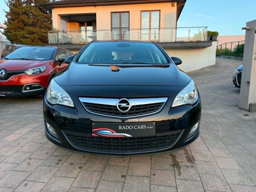 Opel Astra 1400cc essence à partir de 2010, Euro 5, Achat, 129 g/km, Entreprise