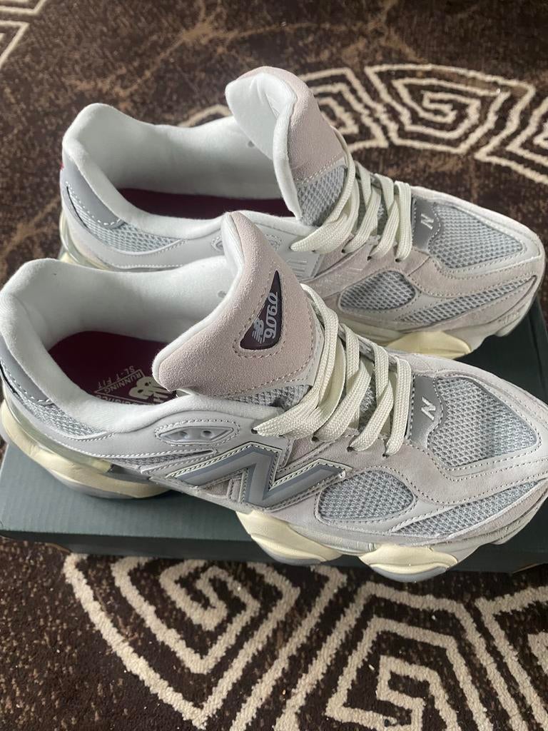 New Balance 9060, Overige merken, Hardloopschoenen, Nieuw, Ophalen of Verzenden