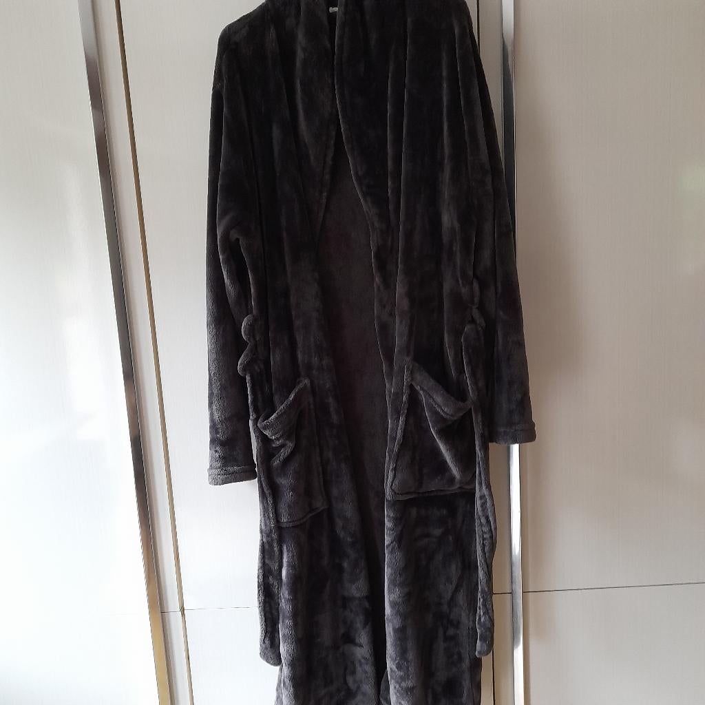 2 badjassen heren 3 zwemshorts, Ophalen, Maat 52/54 (L), Zwemshort