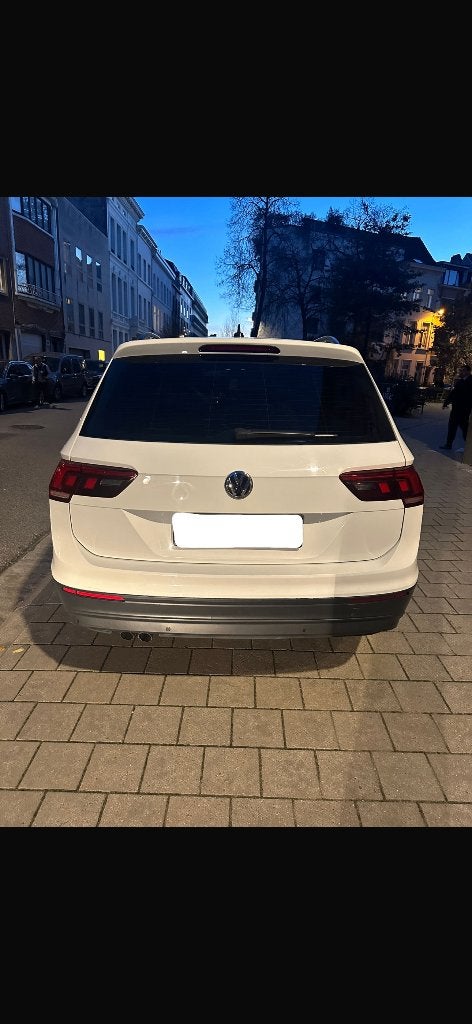 Volkswagen Tiguan, Autos, Volkswagen, Particulier, Tiguan, 4x4, ABS, Phares directionnels, Régulateur de distance, Airbags, Air conditionné
