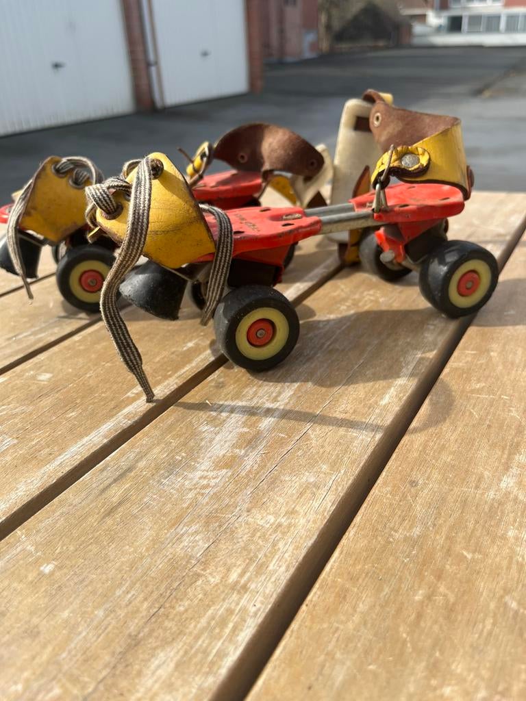 Vintage kinderrolschaatsen, Dieren en Toebehoren, Rijtuigen en Koetsen, Zo goed als nieuw