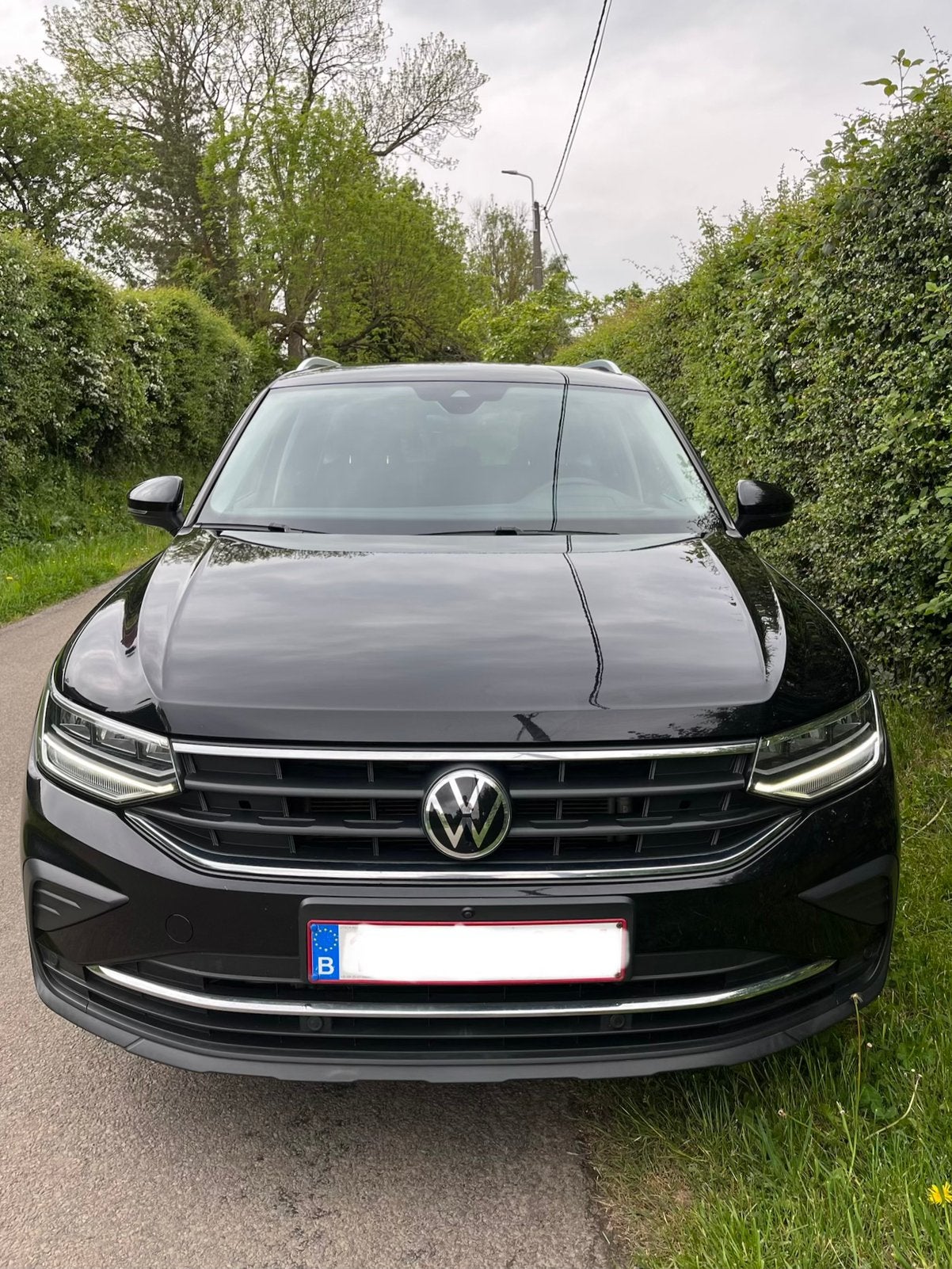 VW Tiguan II Active 1.5TSI DSG 150ch, 2021, Excellent état, Achat, Phares entièrement LED, Carnet d'entretien, Noir