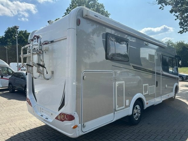 Carado I447 Integraal camper met 32000km, Caravans en Kamperen, Integraal, Bestuurdersdeur, Ringverwarming, ABS