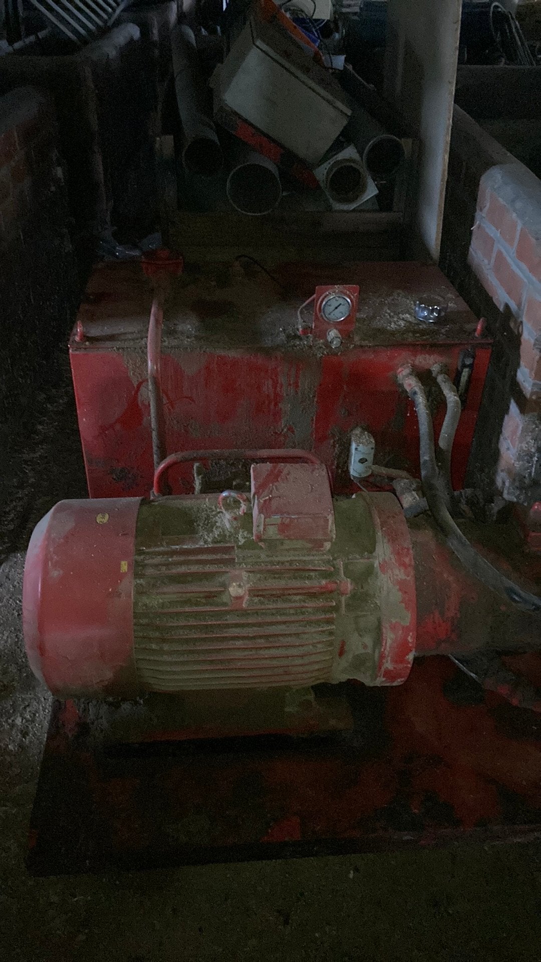 Zware hydraulische groep 220kw, Zakelijke goederen, Ophalen