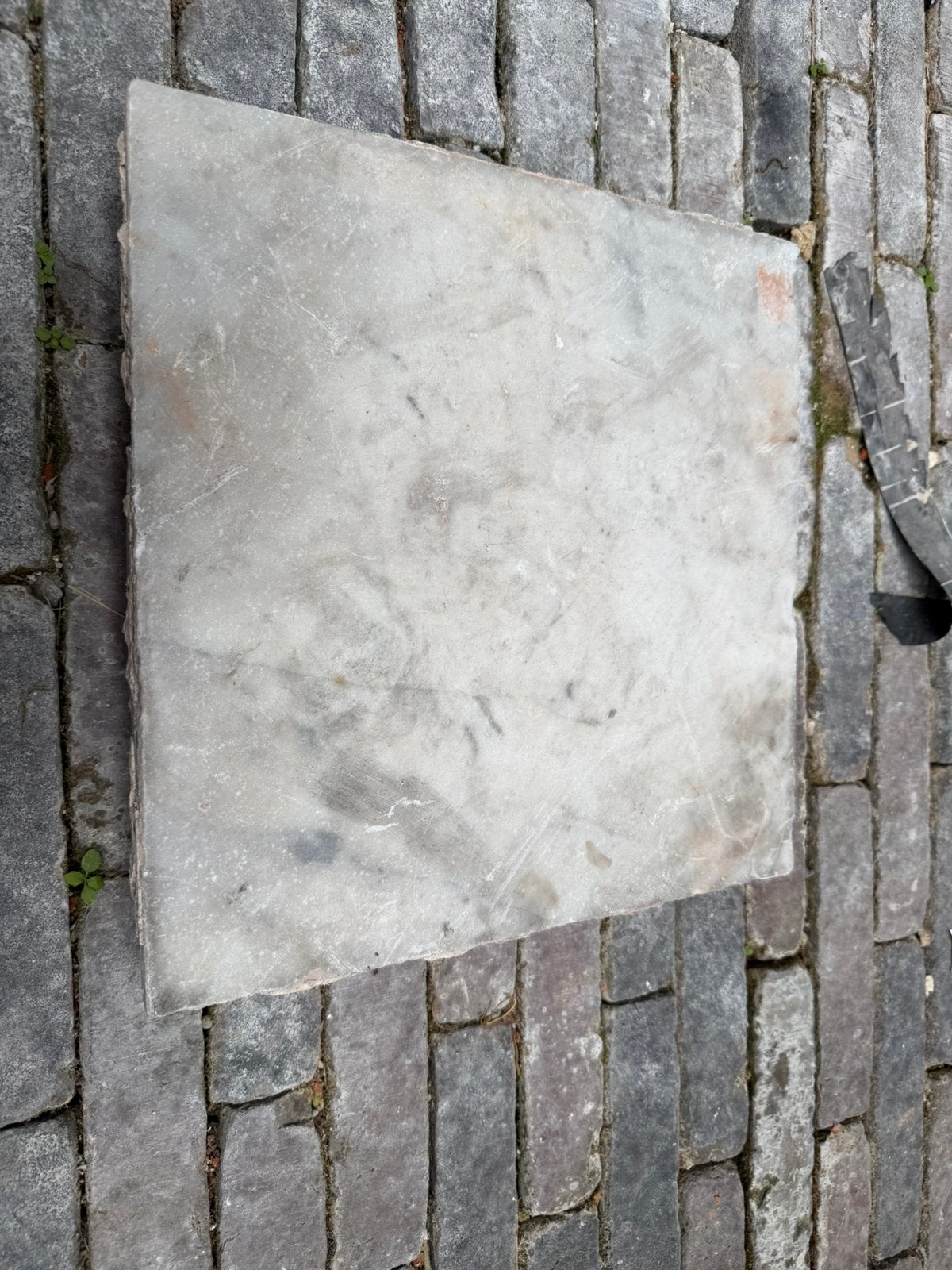 Antieke handgekapte marmeren schaakbordvloer, zwart wit, Ophalen, Zo goed als nieuw, Hardsteen, Vloertegels