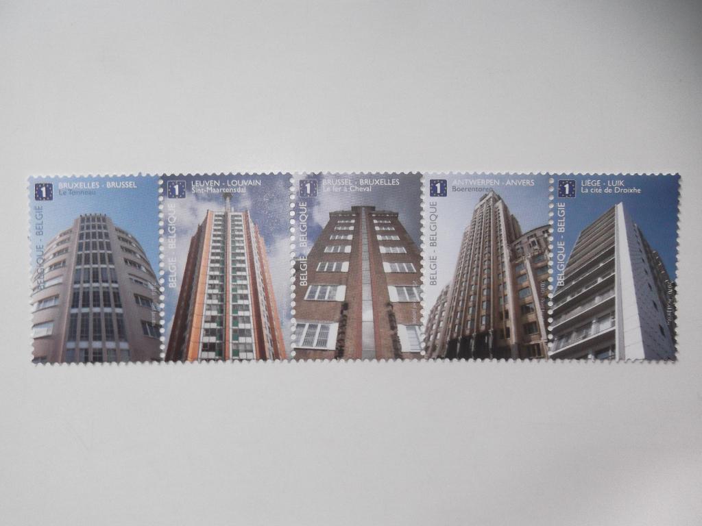 4049-4053 Hoogbouw - Hauts bâtiments MNH, Timbres & Monnaies, Enlèvement ou Envoi, Non oblitéré, Timbre-poste