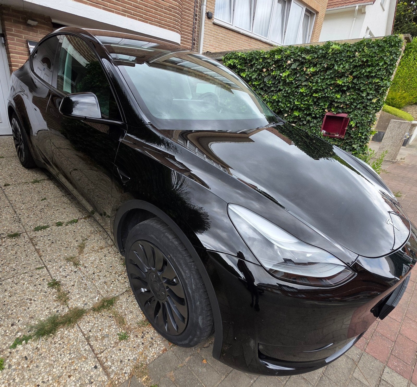 Tesla Model Y Aandrijfaandrijving 2024 — 97.000 km — 34200, Auto's, Zwart, Zwart, Particulier, Model Y