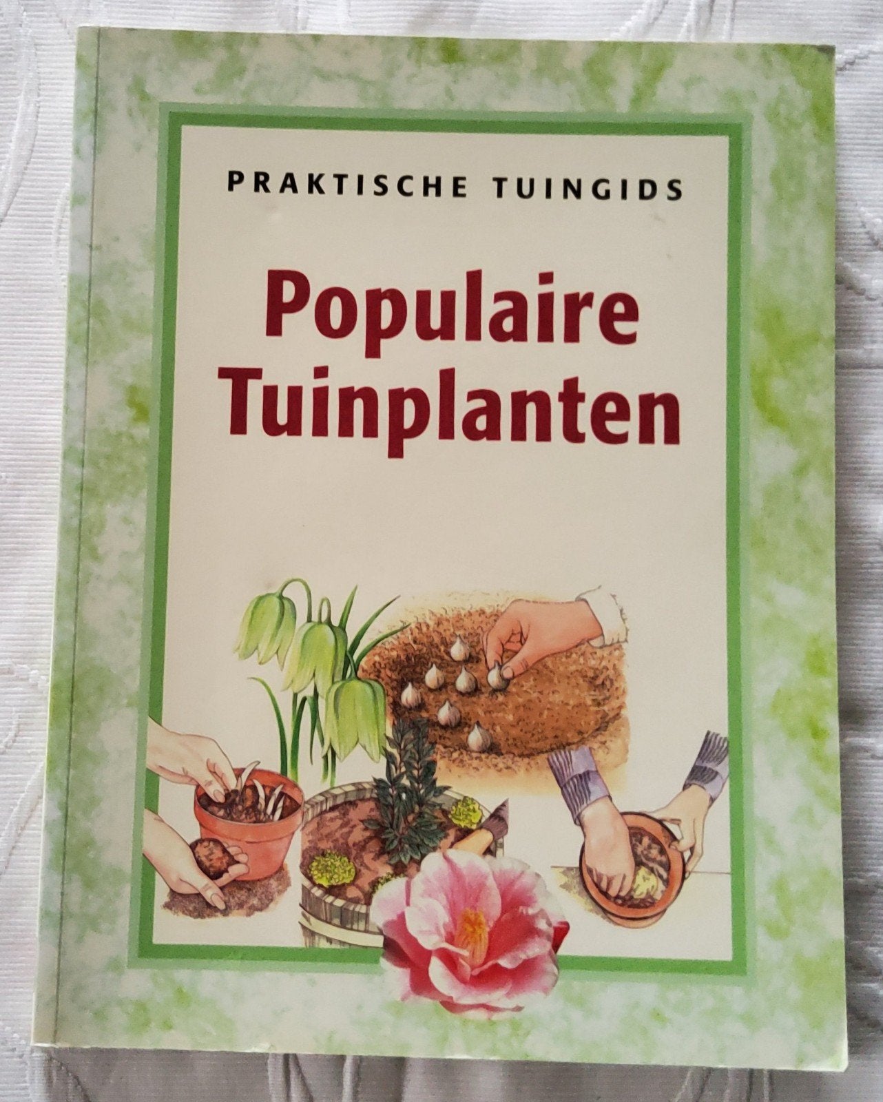 Praktische Tuingids - Populaire Tuinplanten - 96 blz., Ophalen, Zo goed als nieuw