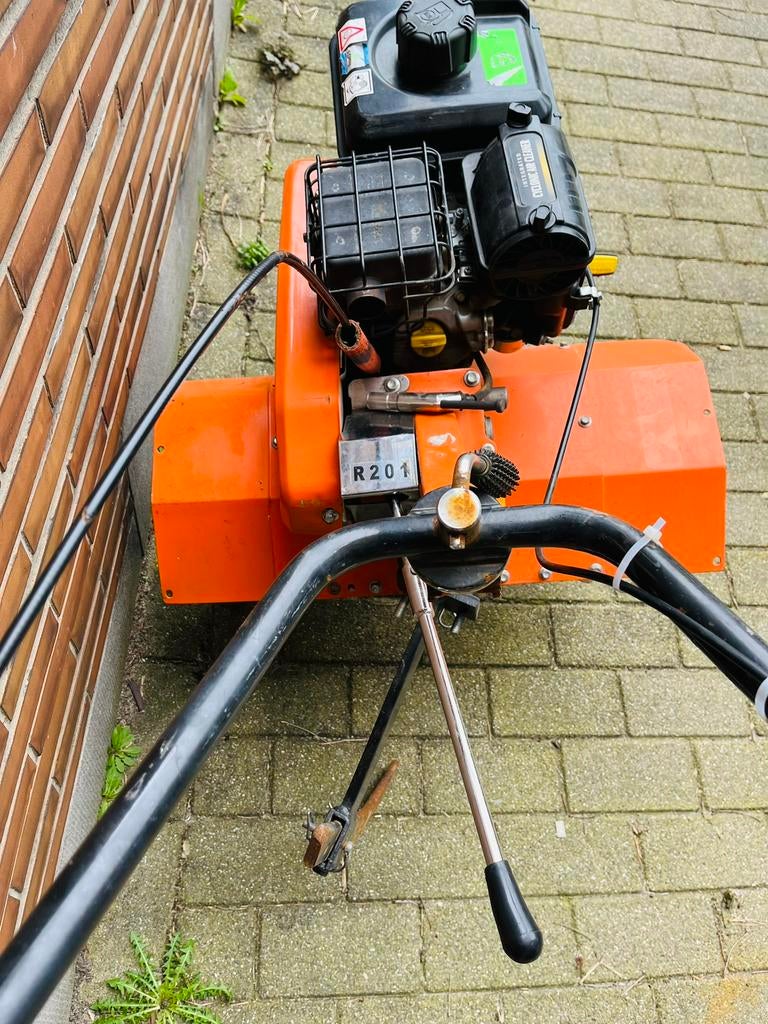 Motocultor te huur!!, Ophalen, Zo goed als nieuw