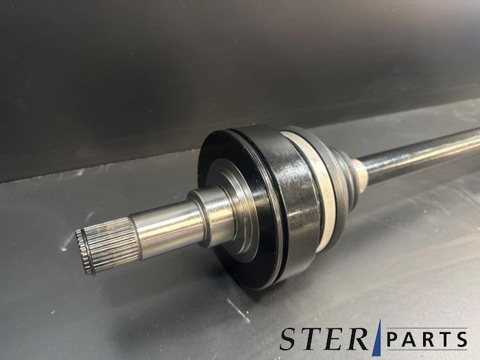 Arbre de transmission arrière droit d'un Mercedes Vito, Autos : Pièces & Accessoires, Neuf, -, -, Enlèvement ou Envoi