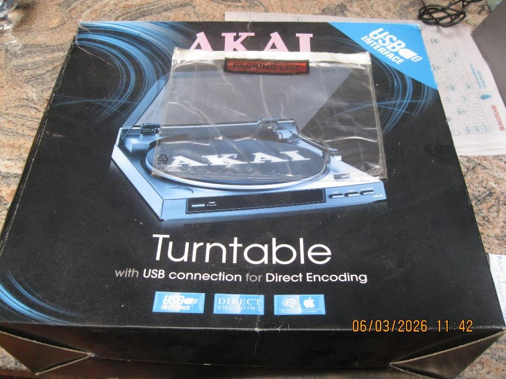 AKAI USB - Tourne-disque, TV, Hi-fi & Vidéo, Tourne-disques, Neuf, Tourne-disque, Enlèvement ou Envoi, Akai
