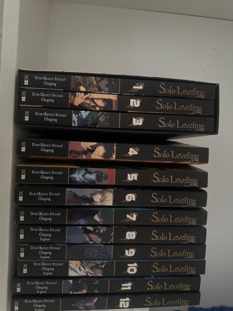 Solo Leveling Tome 1 à 12 + Coffret Tome 1 à 3, Livres, Enlèvement, Comme neuf