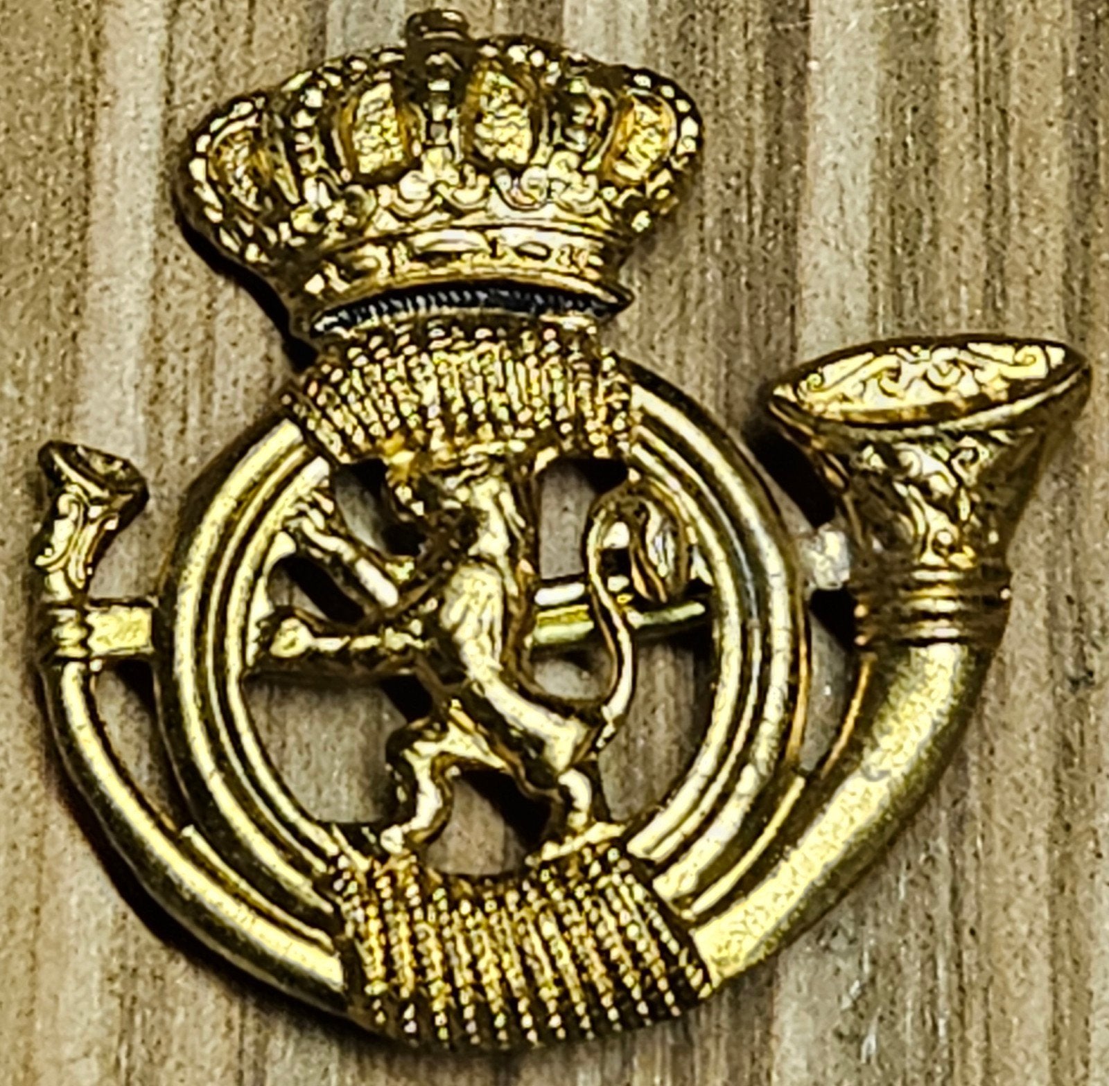 De Post bronzen vintage insigne hoorn
Dit is een, Verzamelen, Ophalen of Verzenden