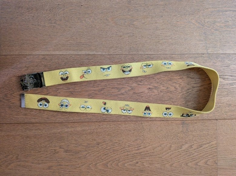 accessoires : ceinture SpongeBob pour garçon, Kinderen en Baby's, Ophalen, Gebruikt, Riem
