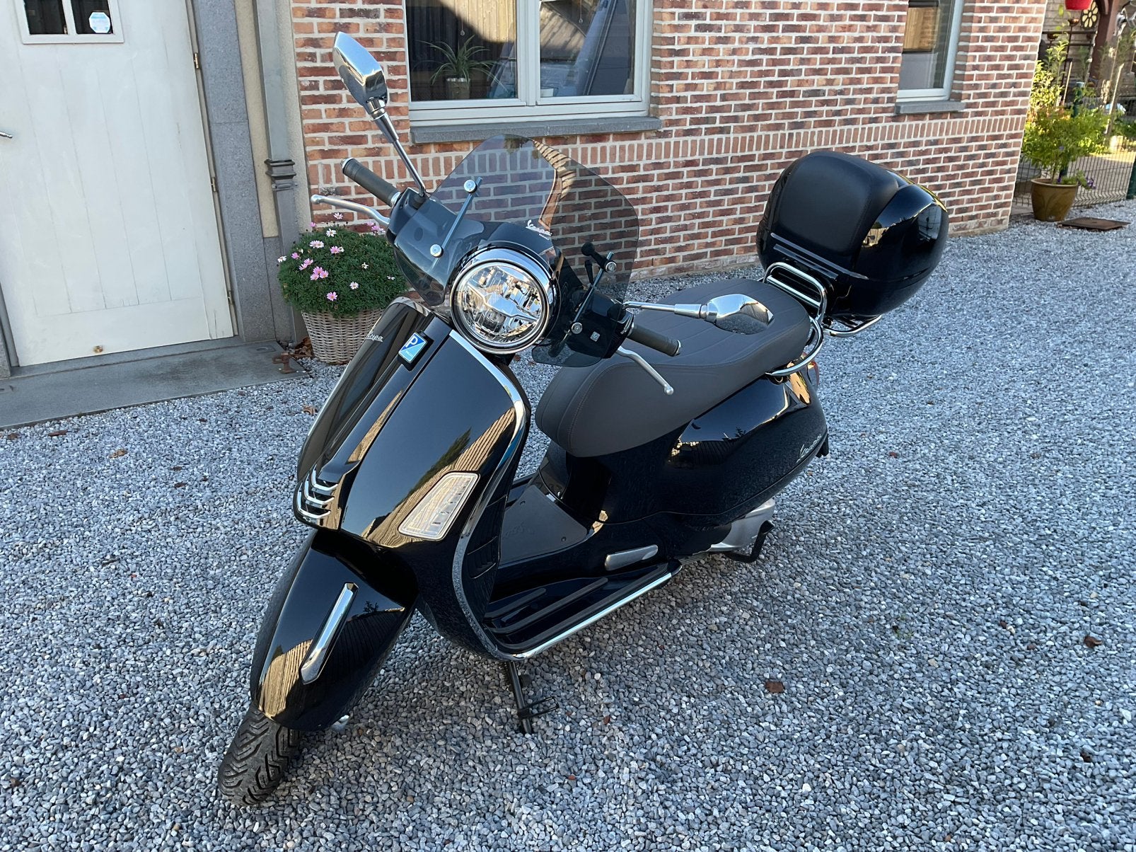 Vespa 300, Motoren, Particulier