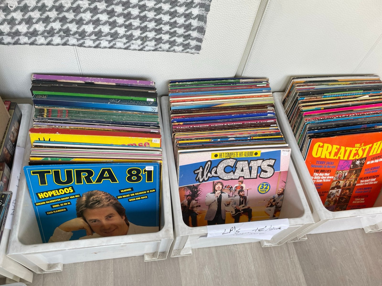 3 boxen met een 120 tal elpees, CD & DVD, Enlèvement, Comme neuf