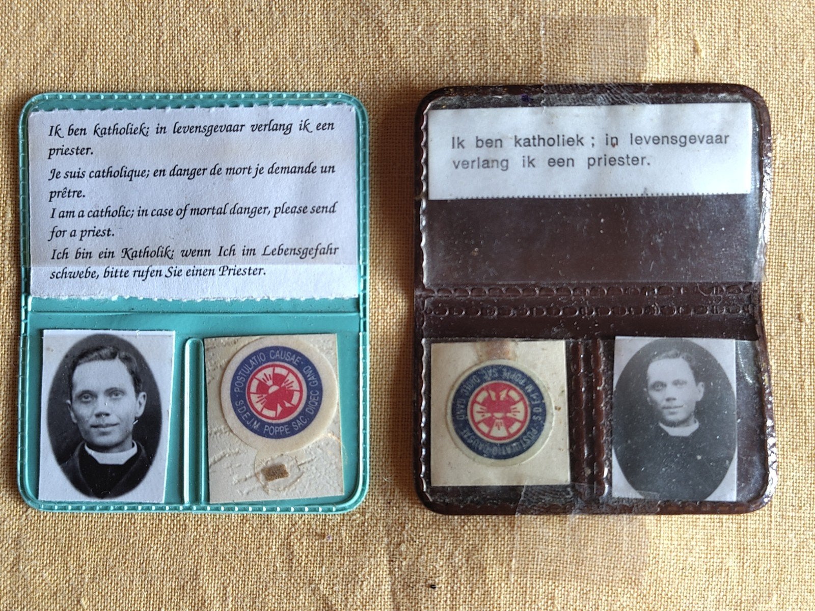Étui avec photo et relique du P. Edouard Poppe, Enlèvement ou Envoi