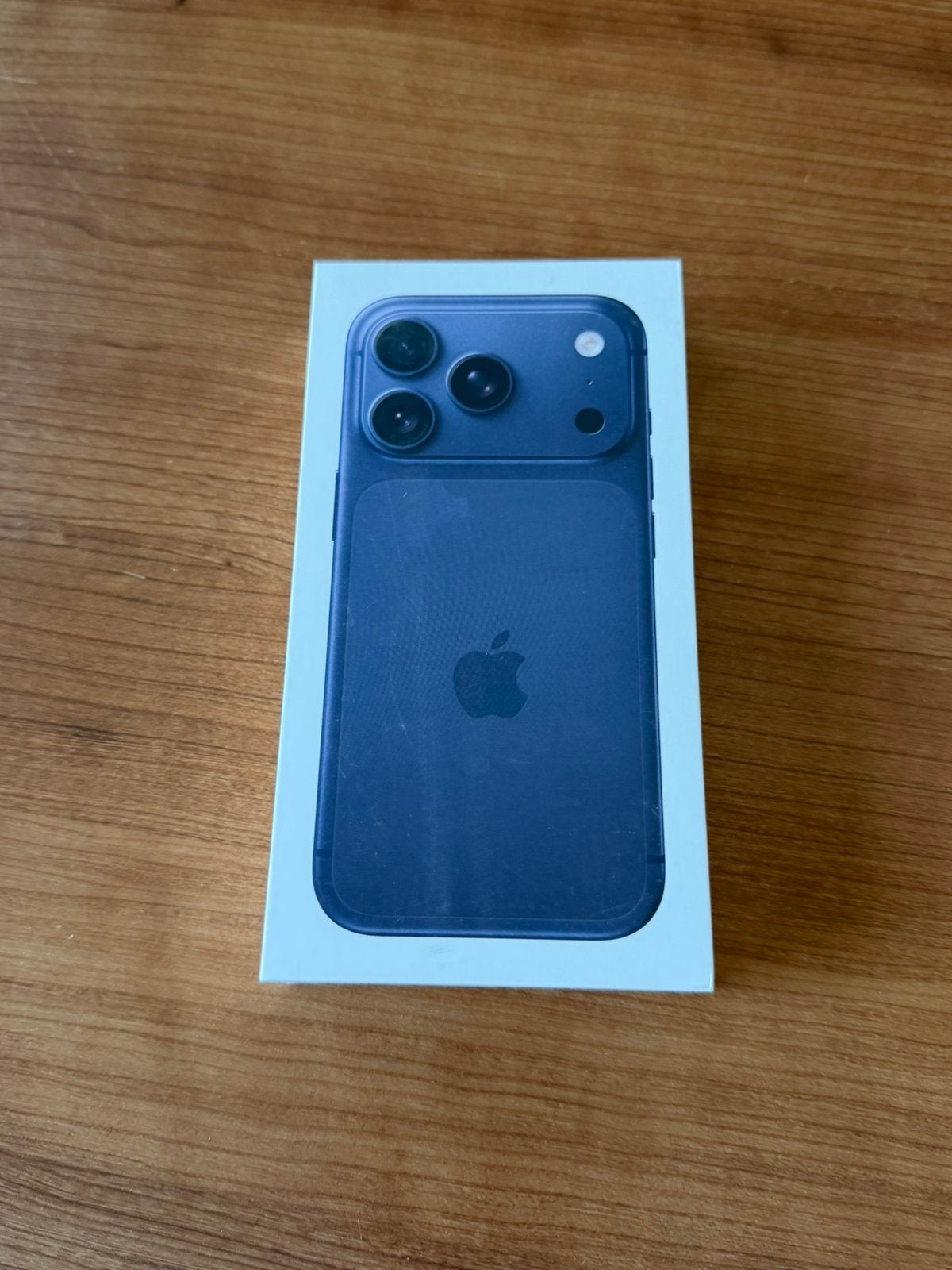 GARANTIE SUR NOUVELLE FACTURE POUR IPHONE 17/256 PRO, Enlèvement, Neuf, Bleu