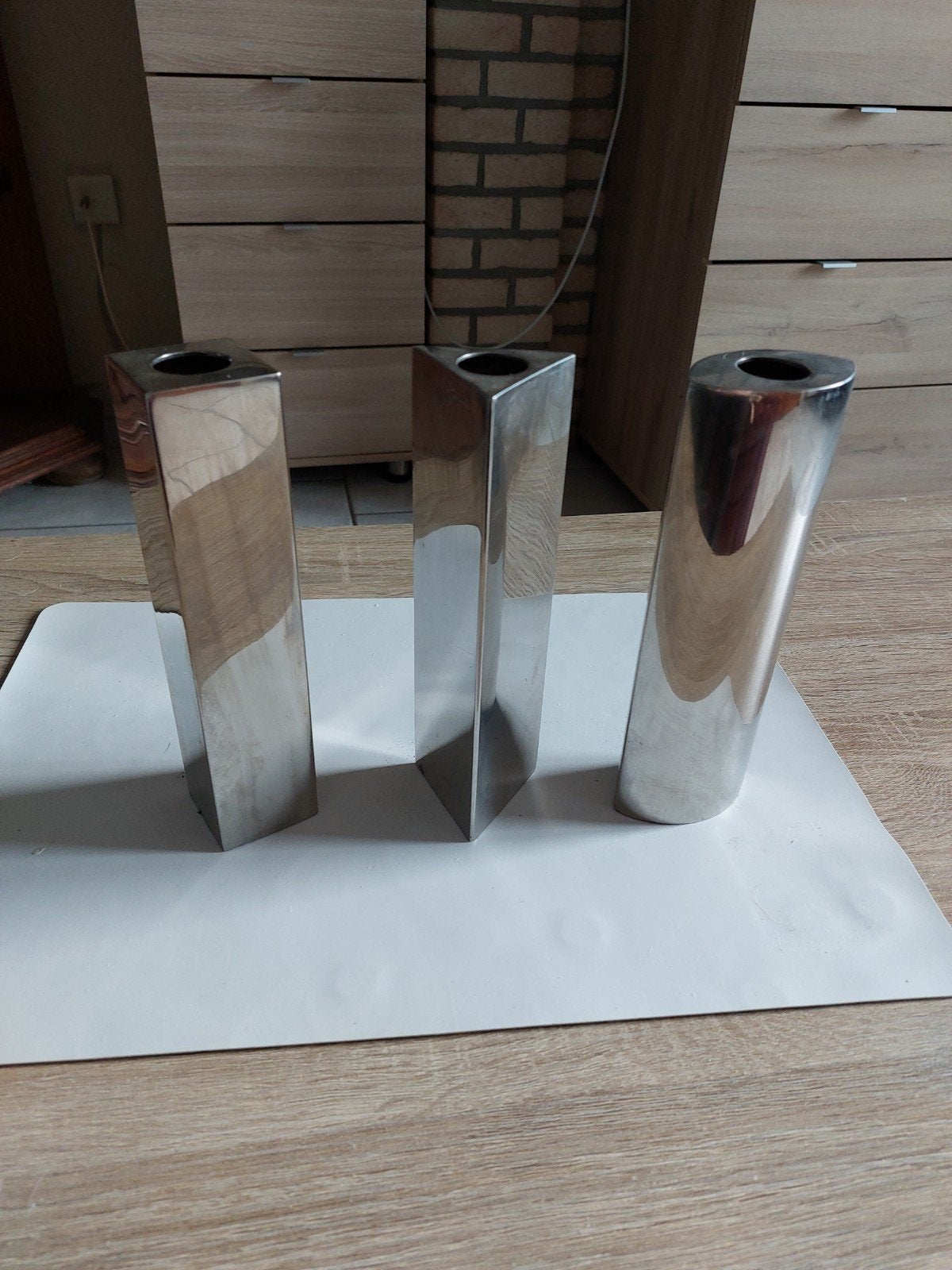 Lot de 3 Vases Soliflores Géométriques Vintage – Style Space, Enlèvement ou Envoi, Métal, Scandinave