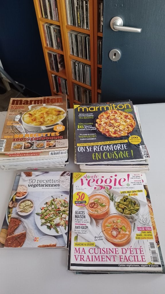 Lot de 32 magazins de cuisine, Autres types, Enlèvement, Comme neuf, Papier/carton