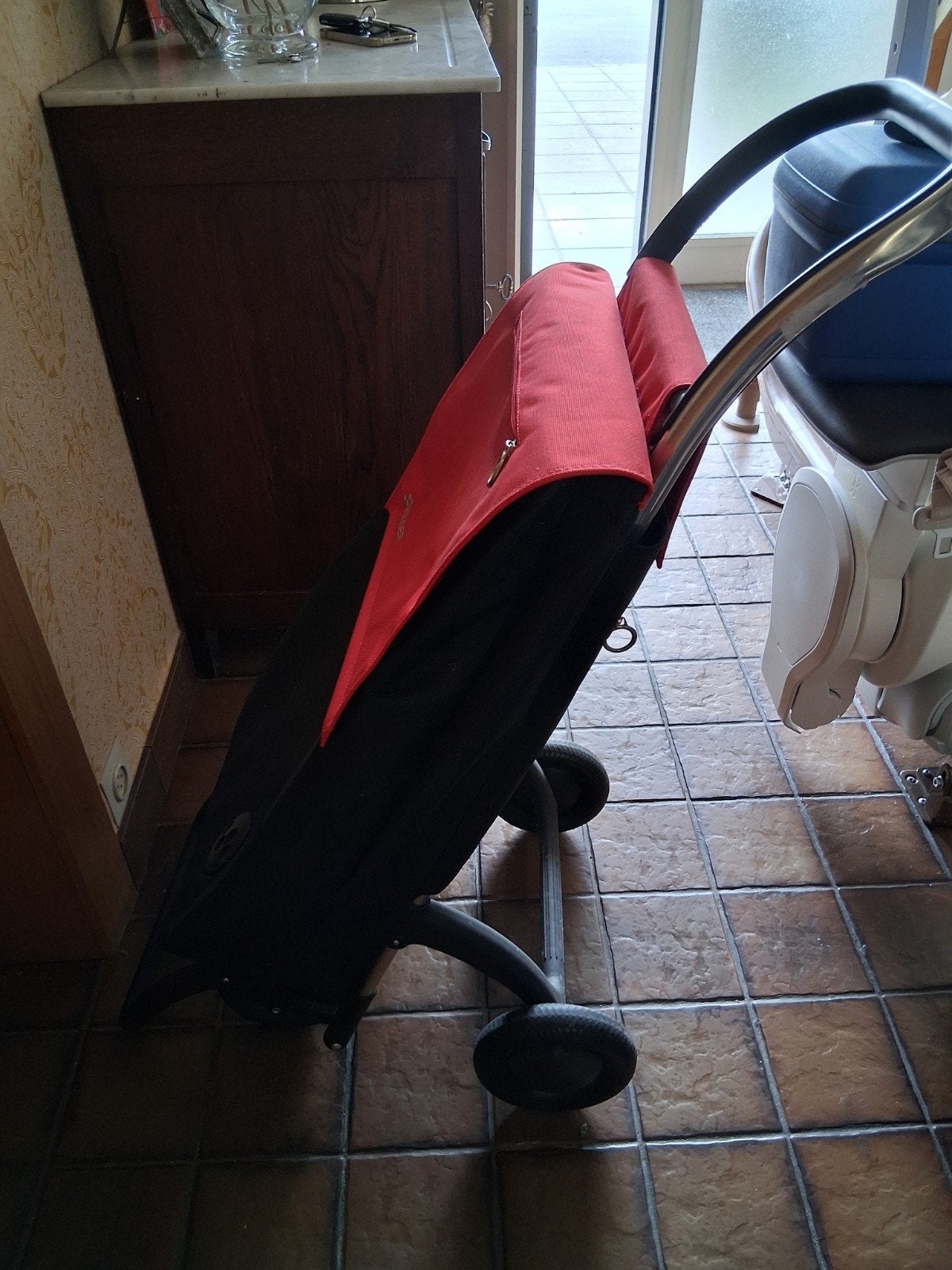 Winkeltrolley, Ophalen, Zo goed als nieuw