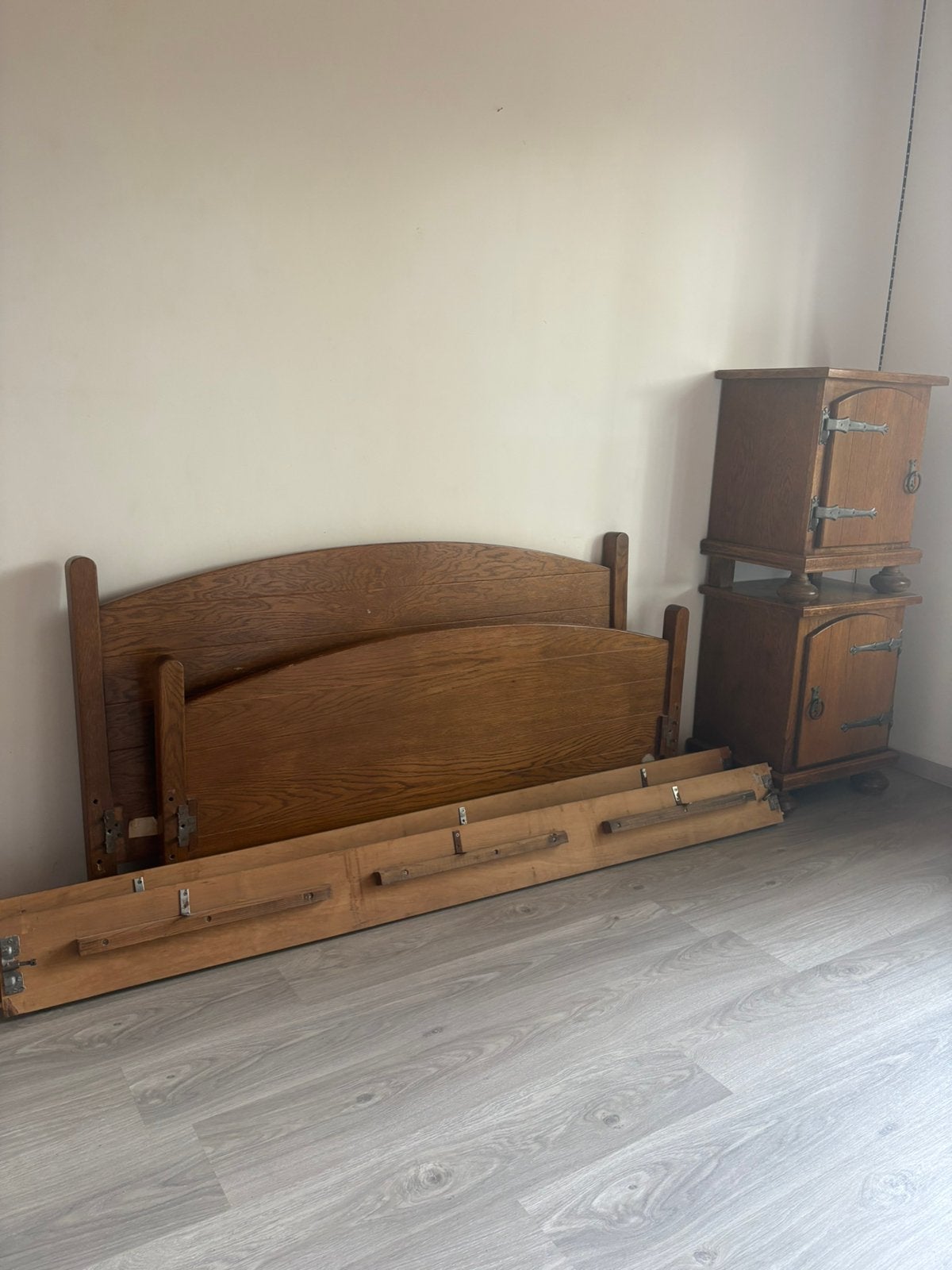 Lit double 1m40 sur 2m + sommier, Maison & Meubles, Brun, Enlèvement, Bois massif, 200 cm