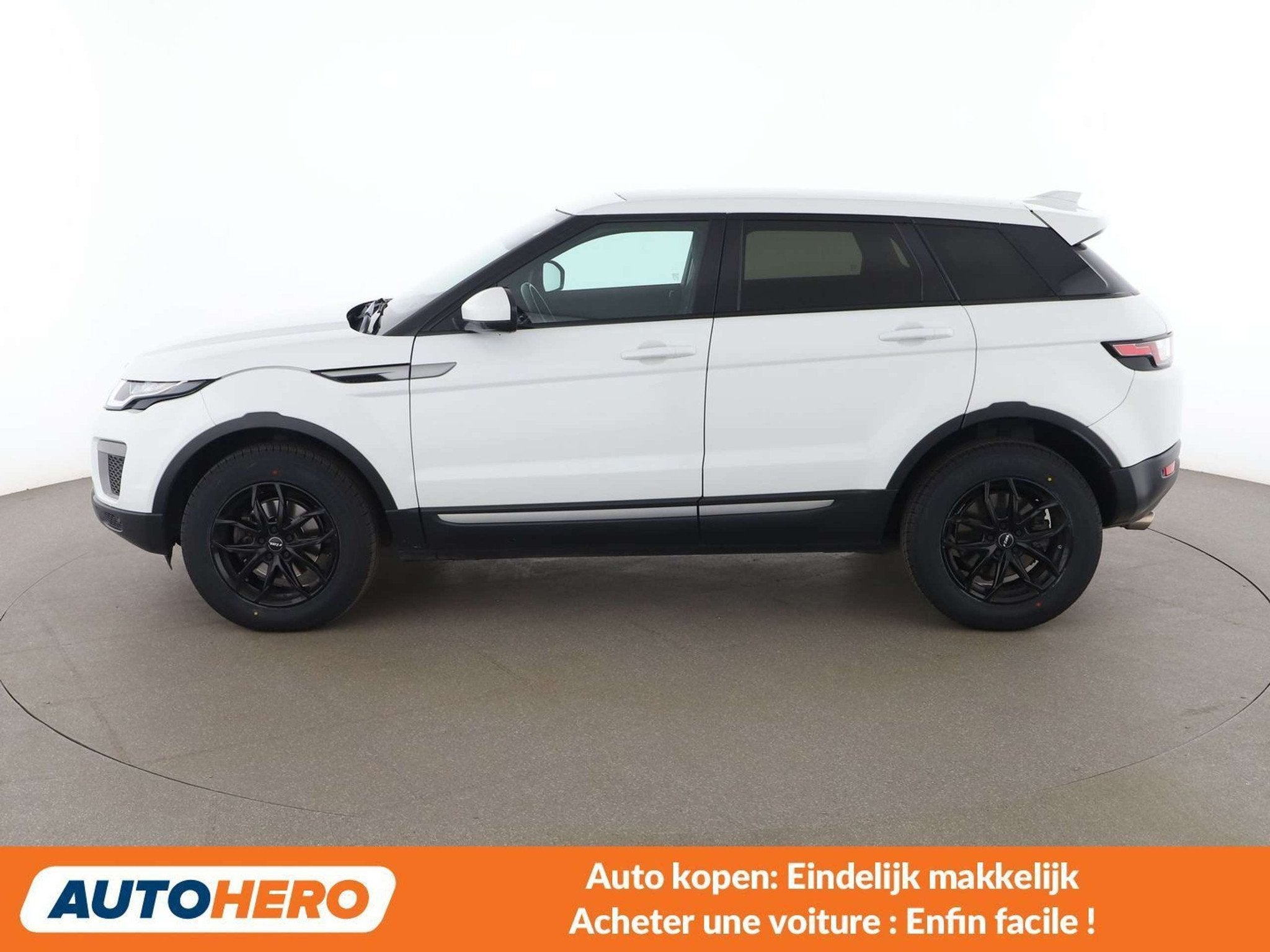 Land Rover Range Rover Evoque 2.0 Td4 Pure (bj 2015), Auto's, Land Rover, Voorwielaandrijving, Stof, Gebruikt, https://public.car-pass.be/vhr/101ff22b-42d8-419f-ad4c-50d3dfc8eb70