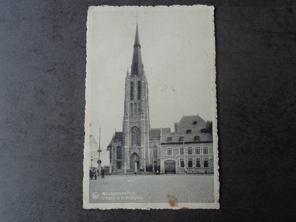 1 oude postkaart uit Marguerite au Pont, Ophalen